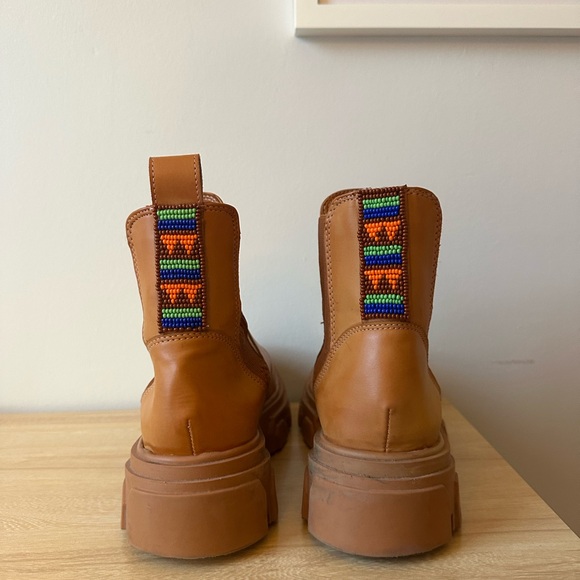FARM Rio Multicolor Detail Tan Boots - Picture 2 of 4